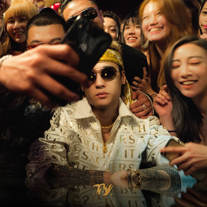 新疆旱厕拉屎视频最新
